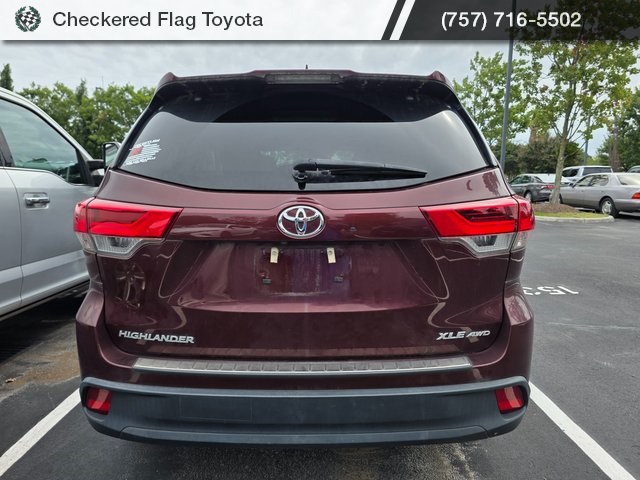 2019 Toyota Highlander XLE photo 3