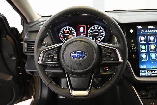 2025 Subaru Outback Premium photo 3