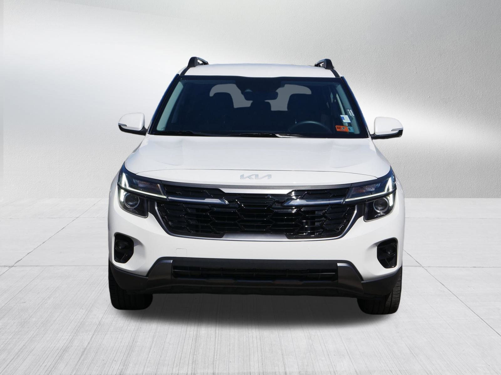 2024 Kia Seltos S X-Line photo 2
