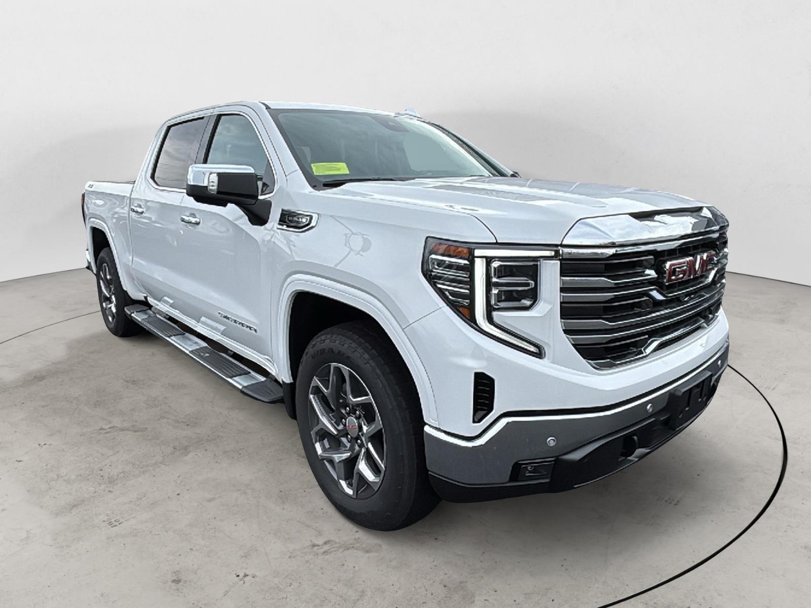 2026 GMC Sierra 1500 SLT's photo