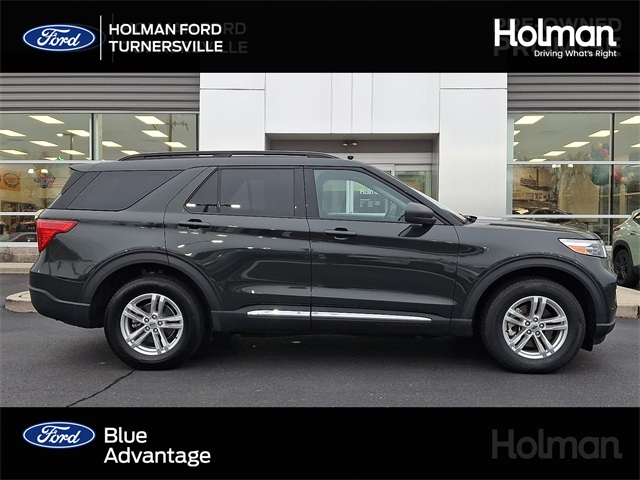 2022 Ford Explorer XLT's photo