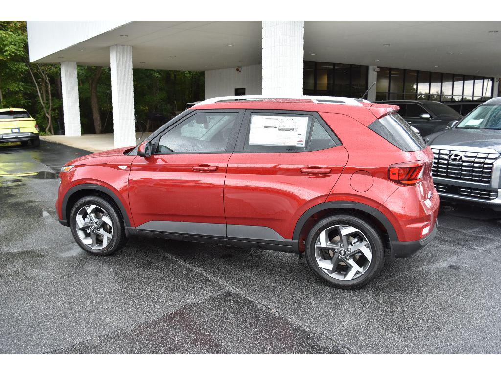 2025 Hyundai Venue SEL Limited photo 2