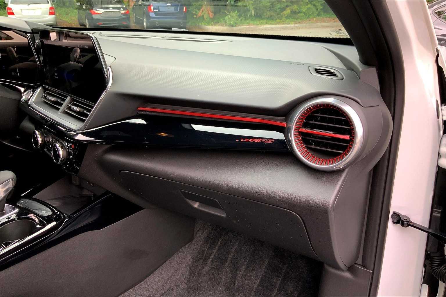 2024 Chevrolet Trax photo 17