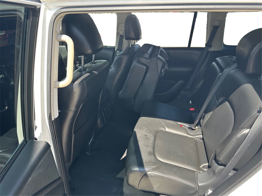 2021 Nissan Armada SV photo 10