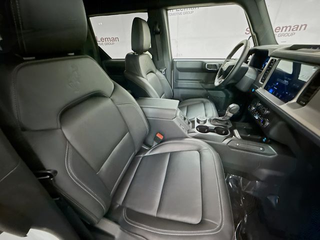 2025 Ford Bronco Outer Banks photo 24