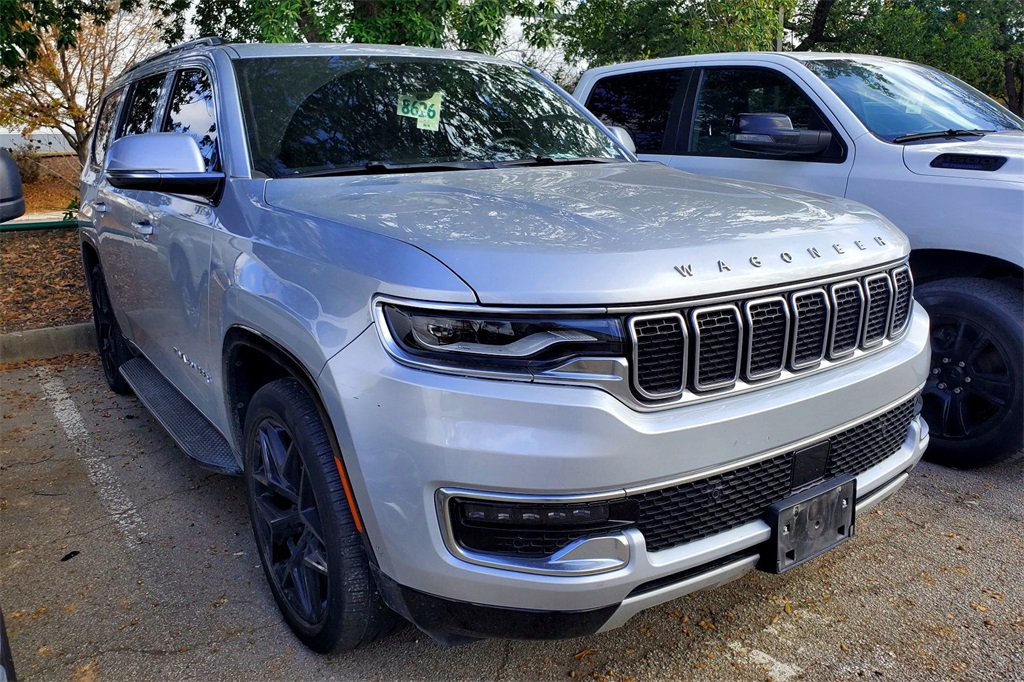 2022 Jeep Wagoneer