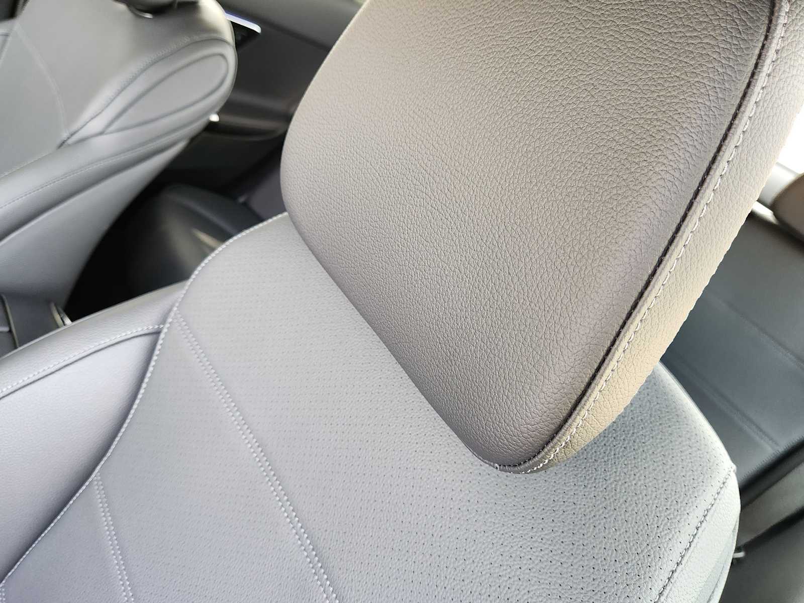2025 Mercedes Benz C 300 photo 19