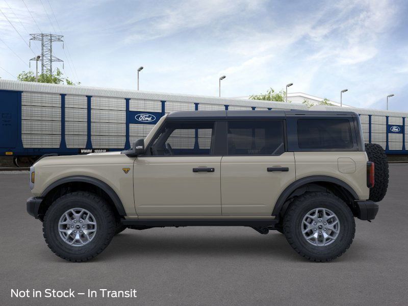 2025 Ford Bronco Badlands photo 4
