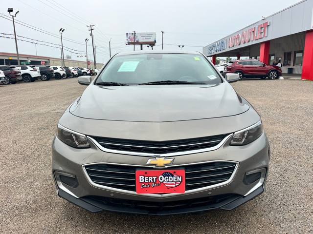 2018 Chevrolet Malibu 1LT photo 2
