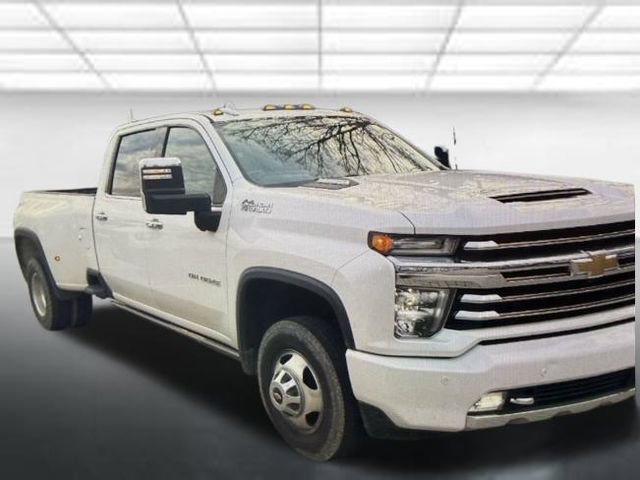 2022 Chevrolet Silverado 3500HD High Country's photo