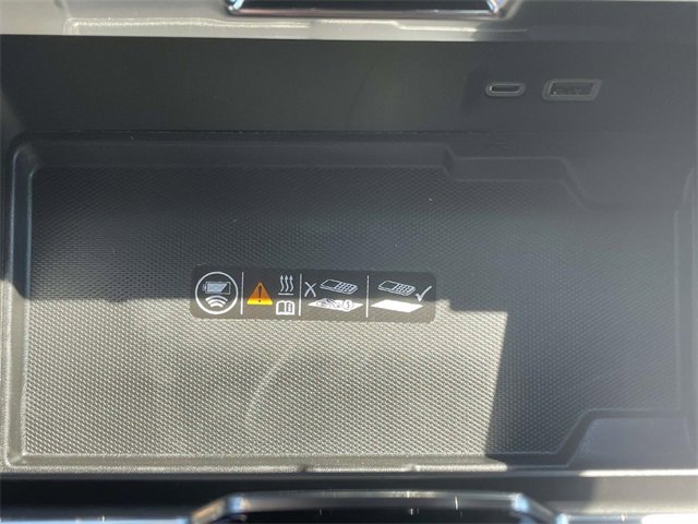 2025 Gmc Yukon Denali photo 18