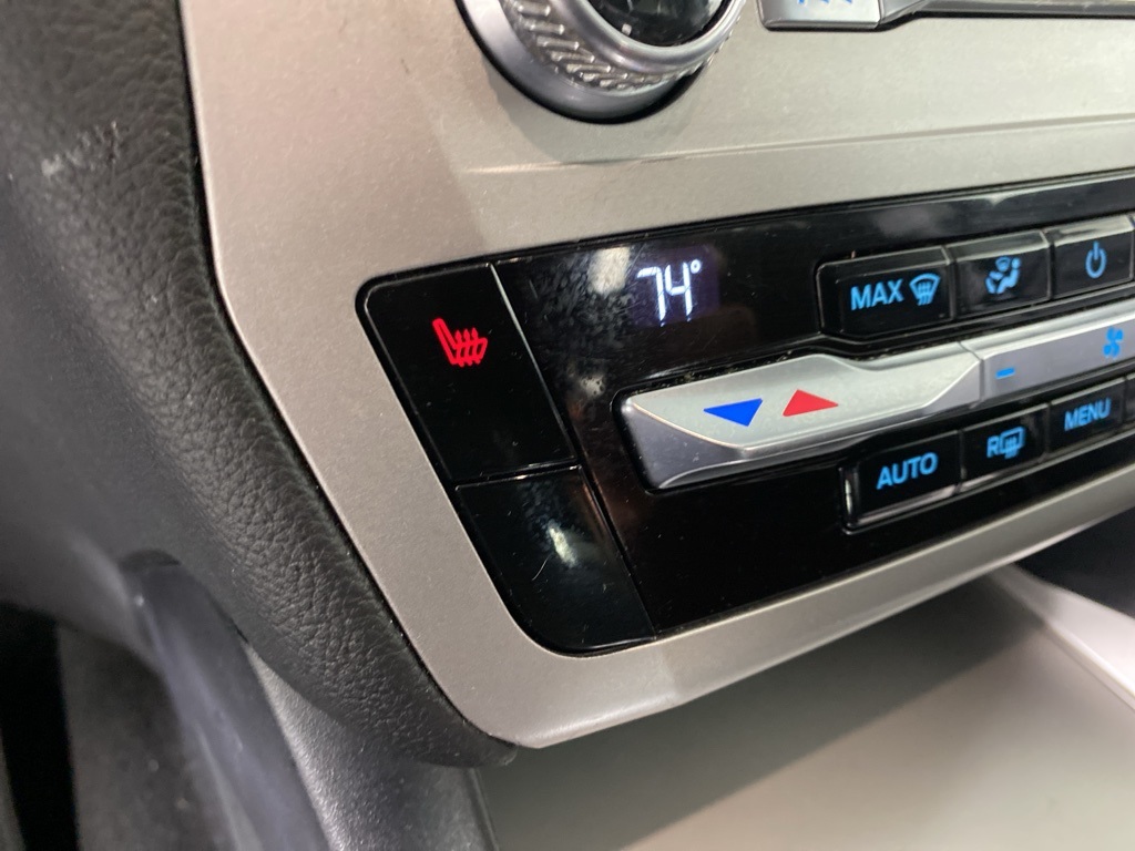 2021 Ford Explorer XLT photo 9