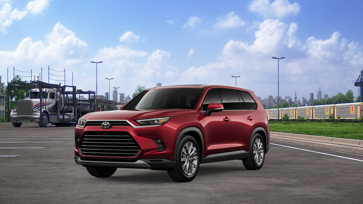 2026 Toyota Grand Highlander Platinum's photo