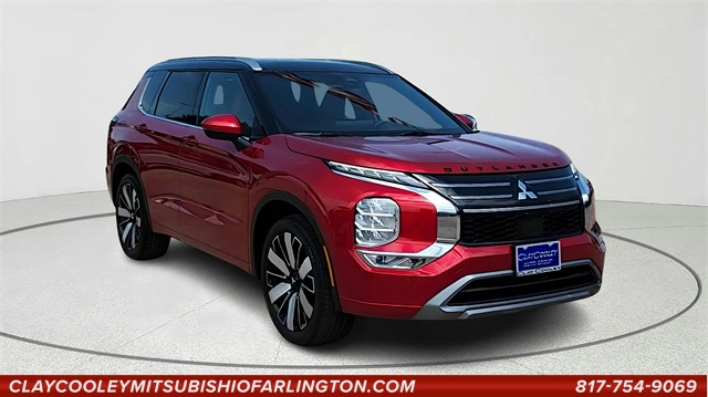 2025 Mitsubishi Outlander SEL's photo