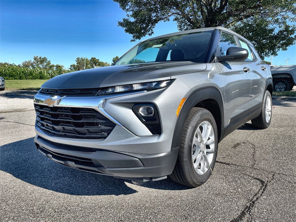 2026 Chevrolet Trailblazer LS photo 4