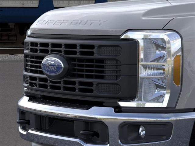 2026 Ford F-350 XL photo 14