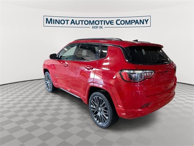 2023 Jeep Compass Limited photo 6