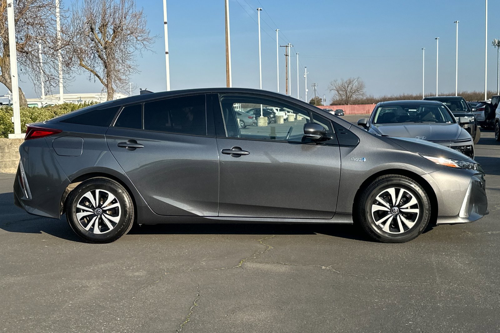 2017 Toyota Prius Prime photo 3
