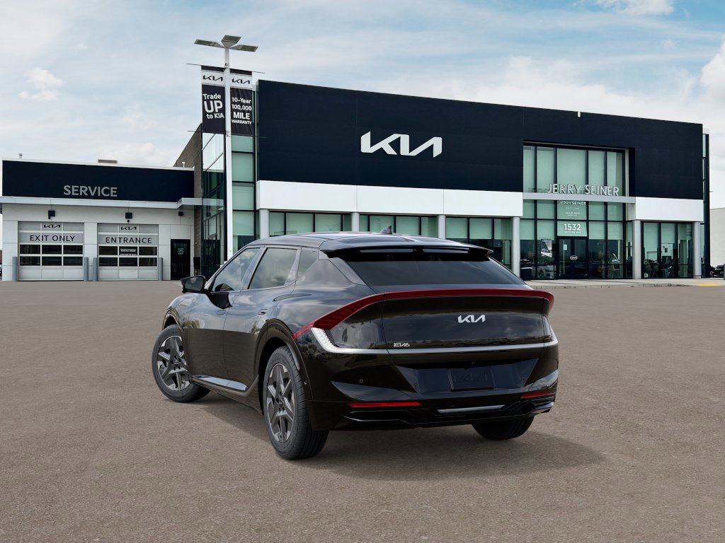 2025 Kia EV6 Light photo 4