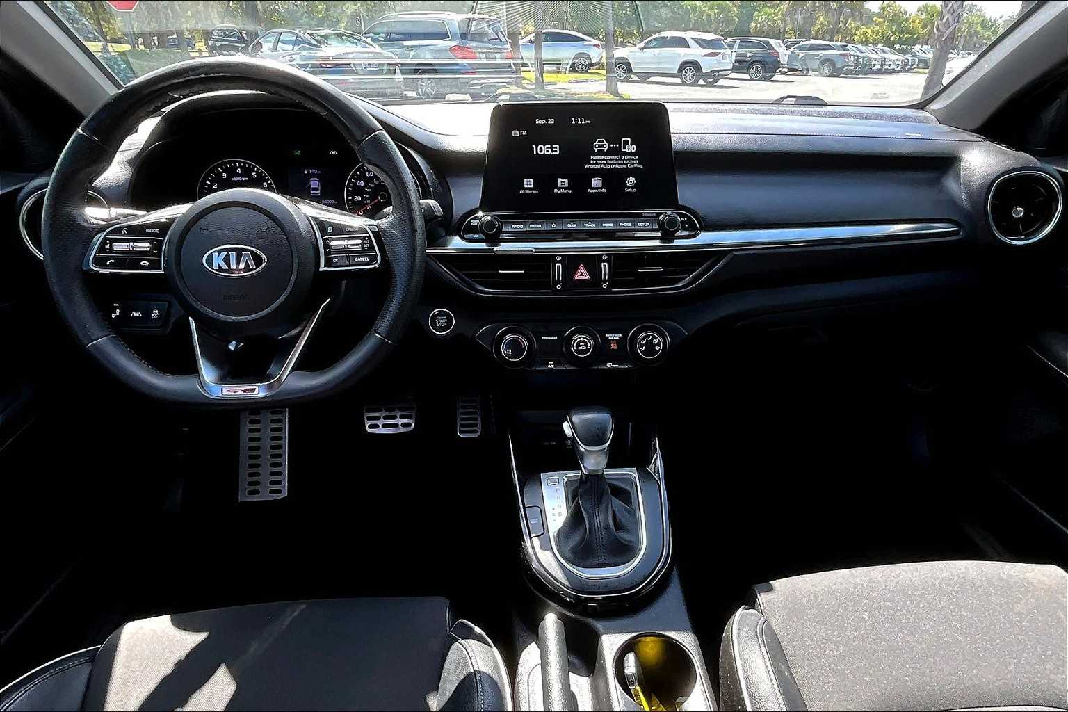 2021 Kia Forte GT-Line photo 14