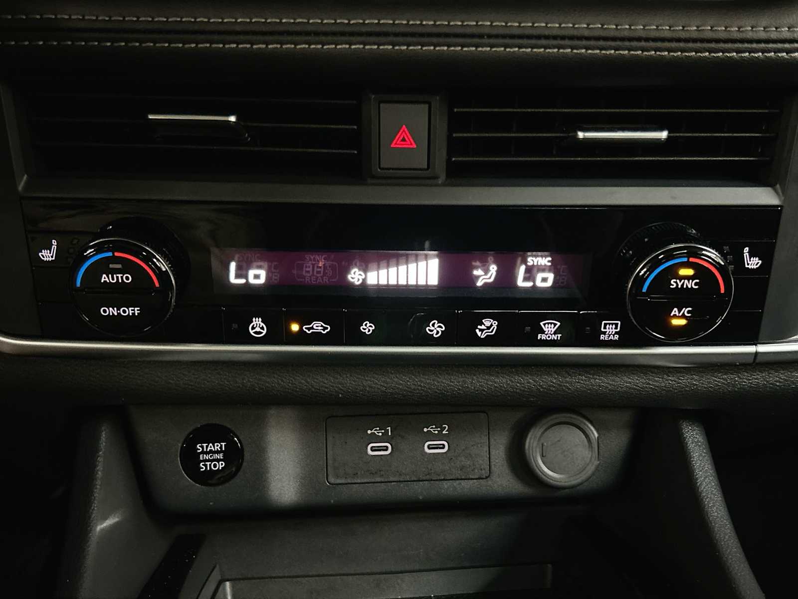 2024 Nissan Rogue SV photo 26
