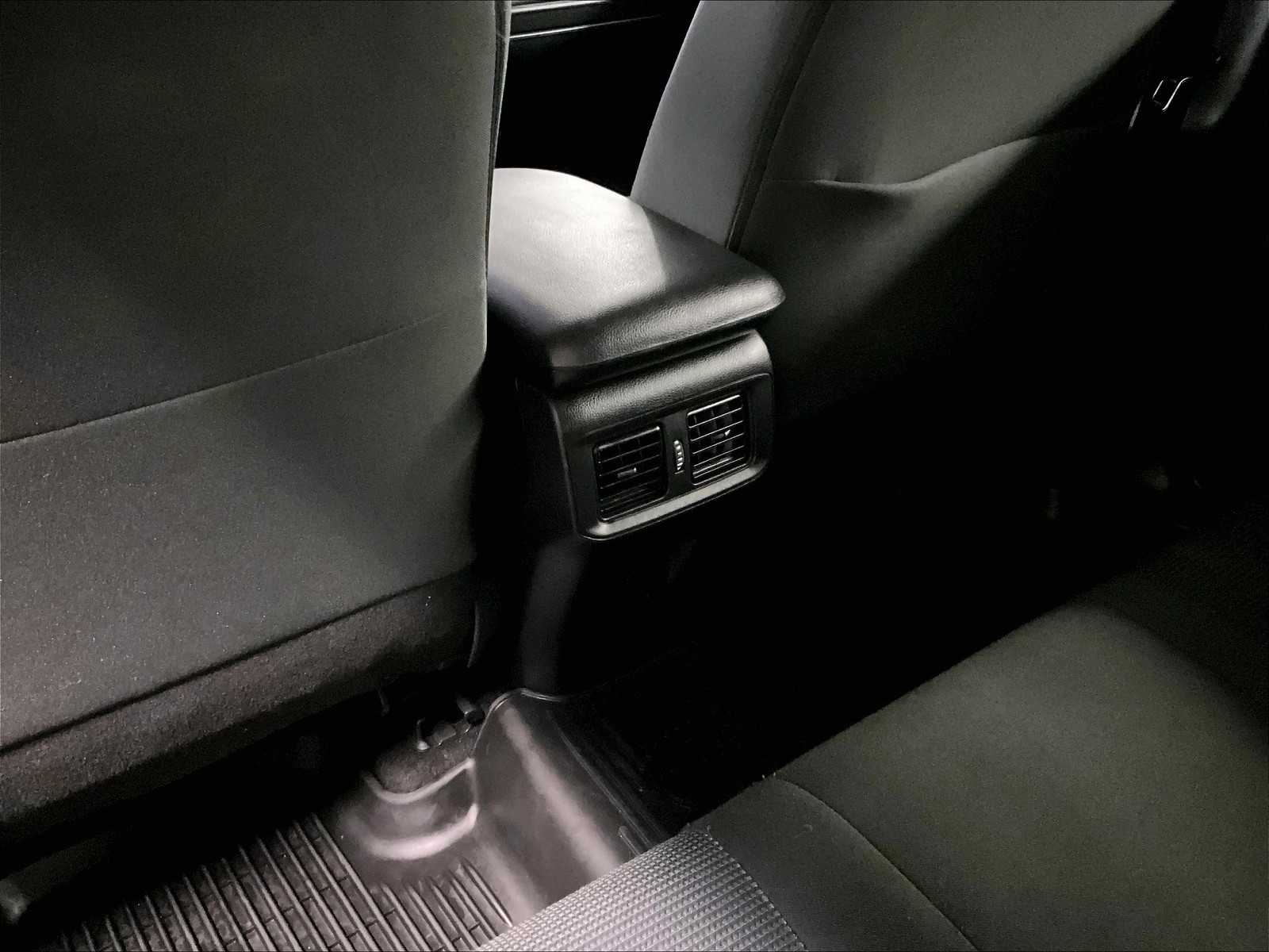 2024 Toyota RAV4 LE photo 25