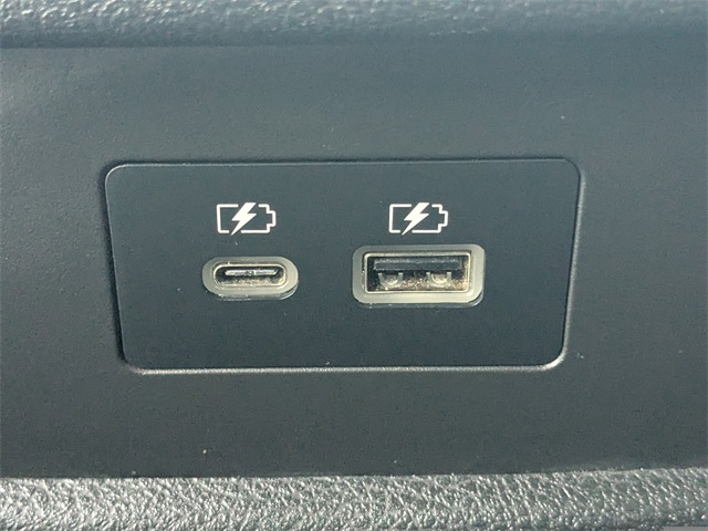 2022 Nissan Pathfinder SL photo 14
