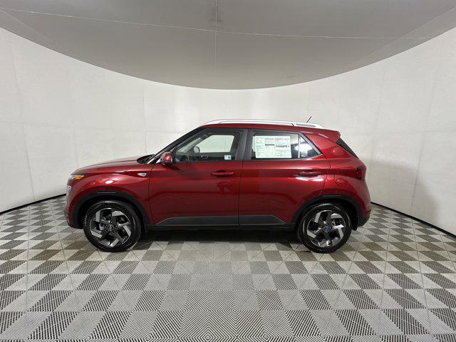 2025 Hyundai Venue SEL photo 3