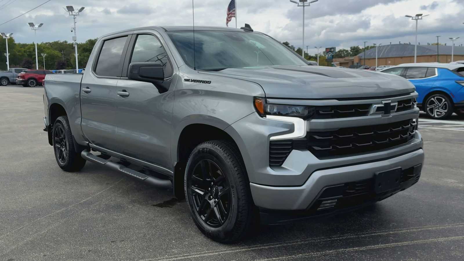 2023 Chevrolet Silverado 1500 RST photo 8