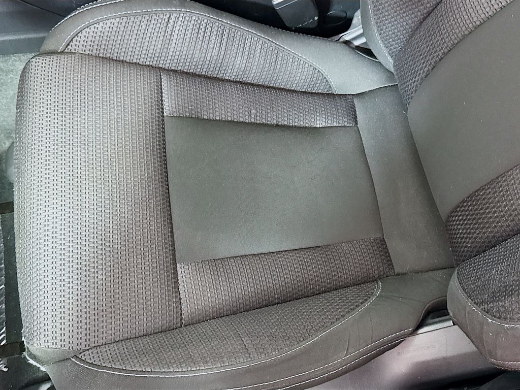 2022 Subaru Outback Premium photo 18