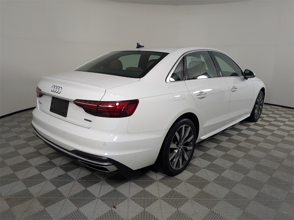2021 Audi A4 40 Premium Quattro photo 4