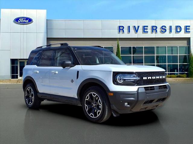 2025 Ford Bronco Sport Outer Banks's photo
