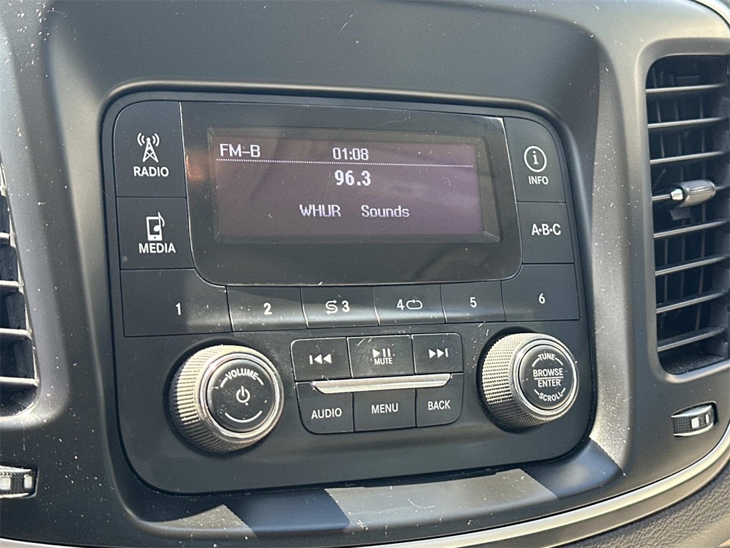 2015 Chrysler 200 LX photo 14