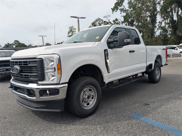 2023 Ford F-350 XL photo 6