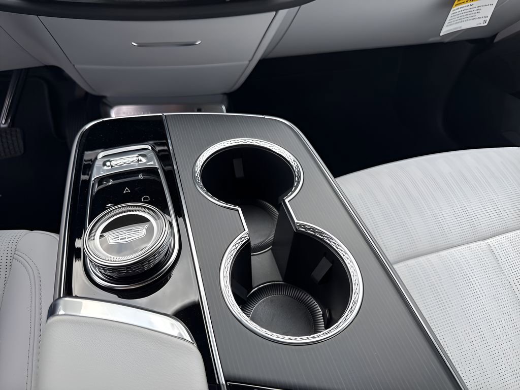 2025 Cadillac Lyriq Sport photo 28