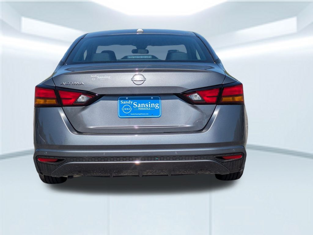 2025 Nissan Altima 2.5 S photo 4