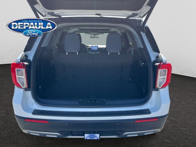 2023 Ford Explorer XLT photo 4