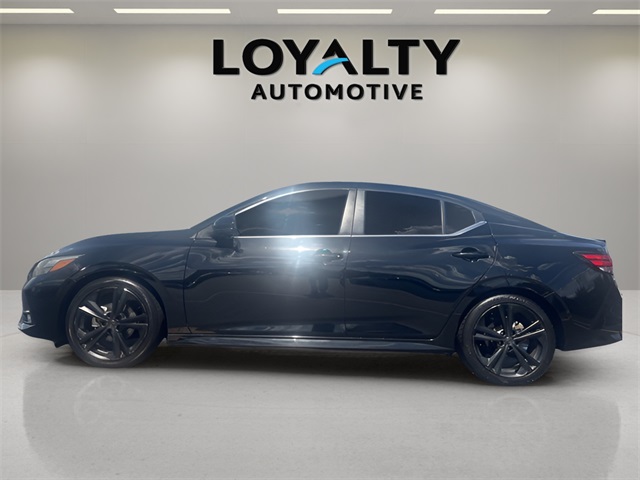 2021 Nissan Sentra SR photo 2