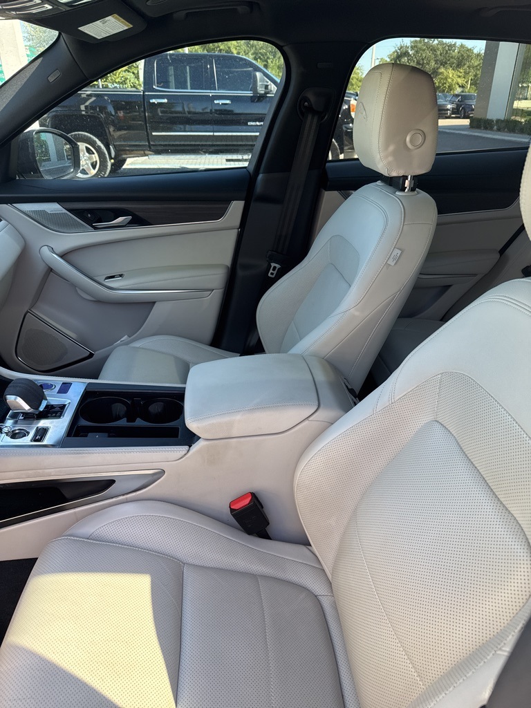 2022 Jaguar F-PACE P250 S photo 2
