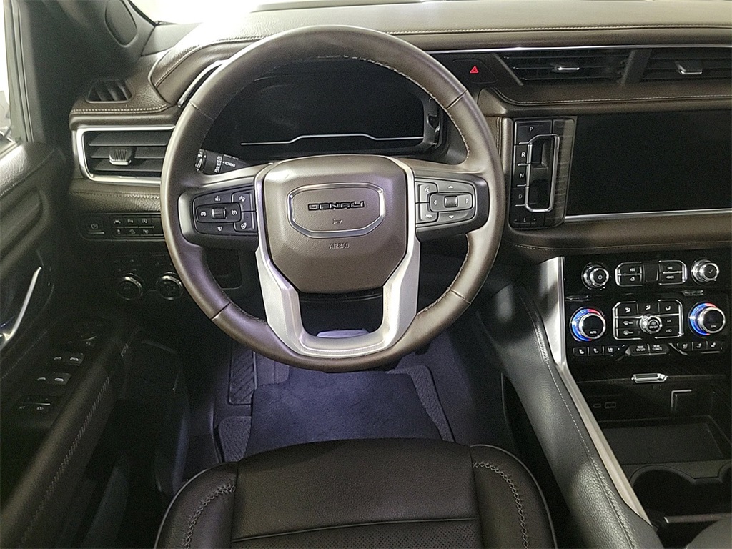 2023 GMC YUKON - Image 14