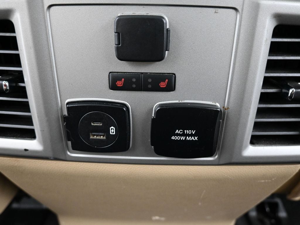 2020 Ford F-350 photo 24