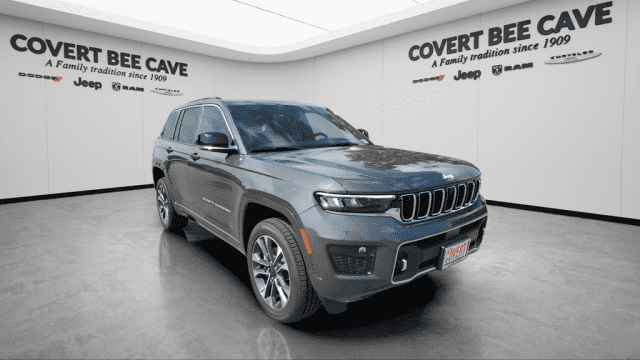 2025 Jeep Grand Cherokee Overland's photo
