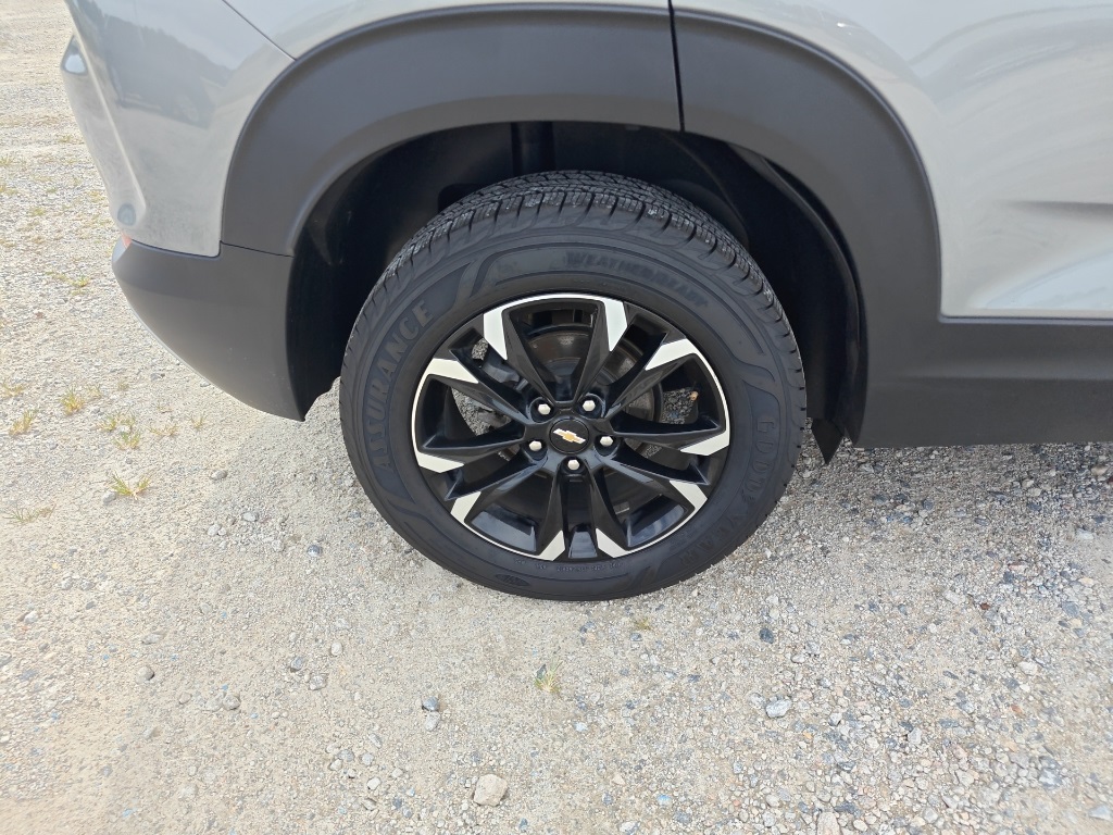 2023 Chevrolet Trailblazer LT photo 7
