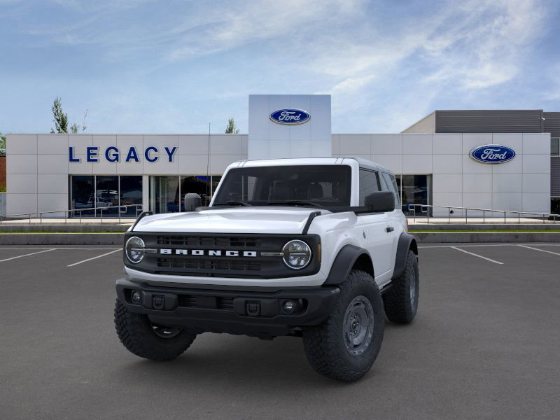 2024 Ford Bronco Black Diamond photo 2