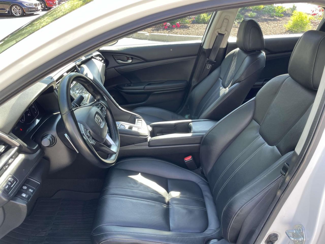 2022 Honda Insight Touring photo 11