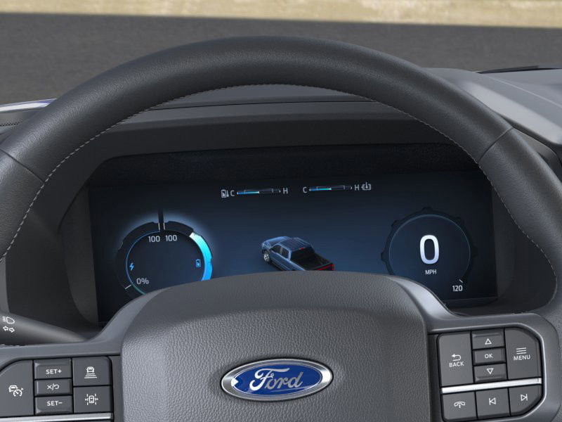2025 Ford F-150 Lightning photo 13