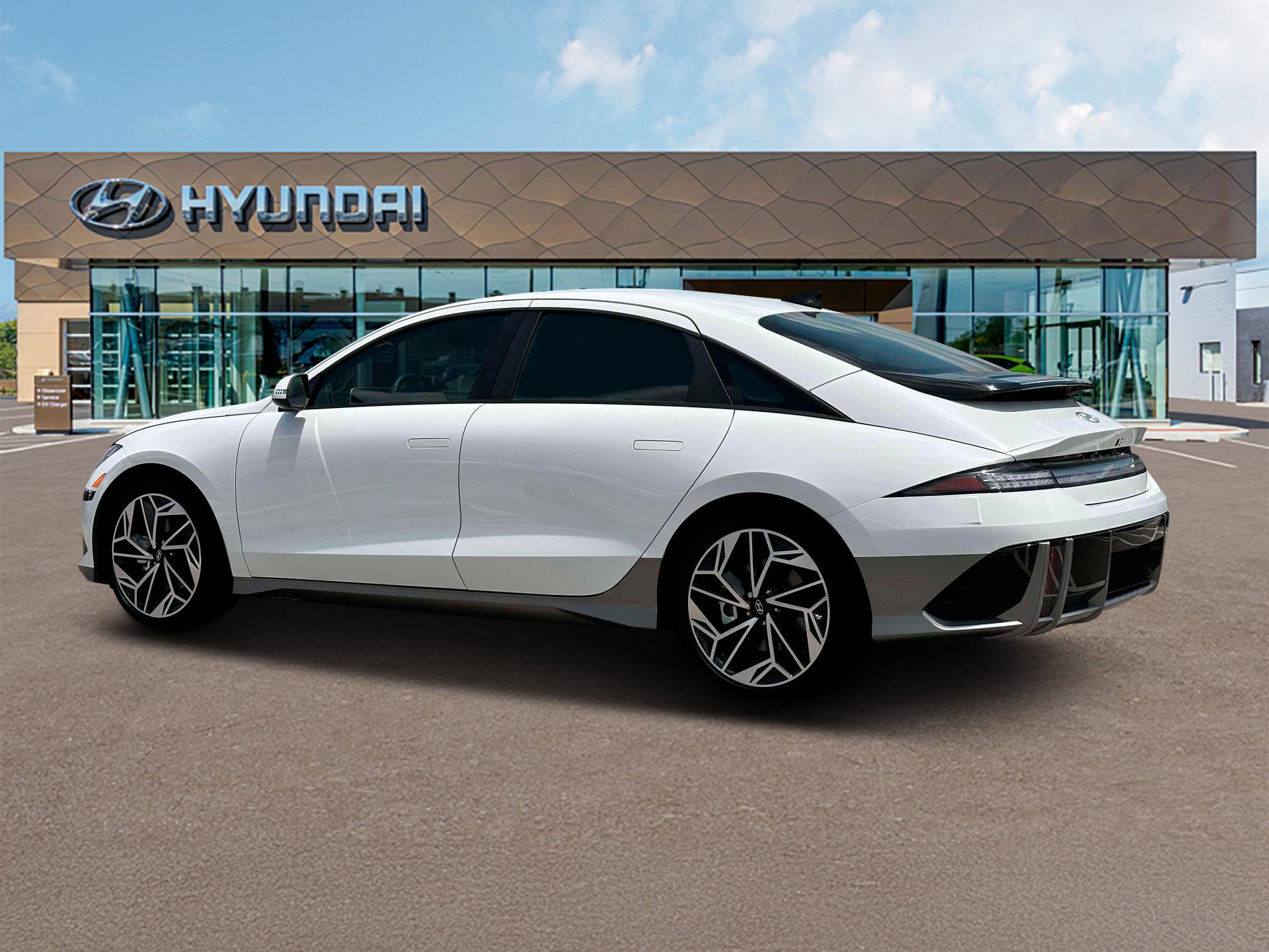 2025 Hyundai Ioniq 6 SEL photo 4