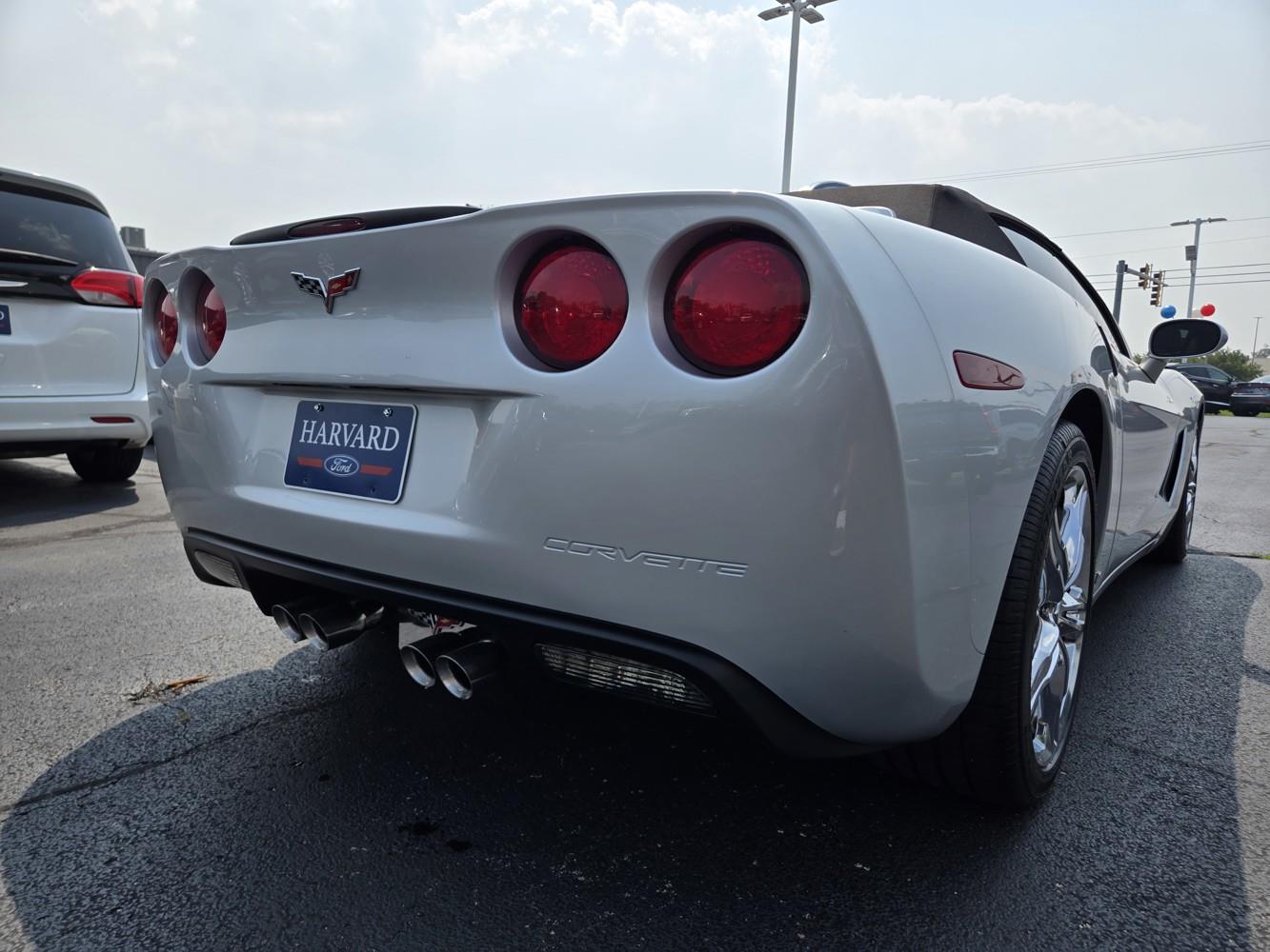 2009 Chevrolet Corvette 1LT Convertible photo 28