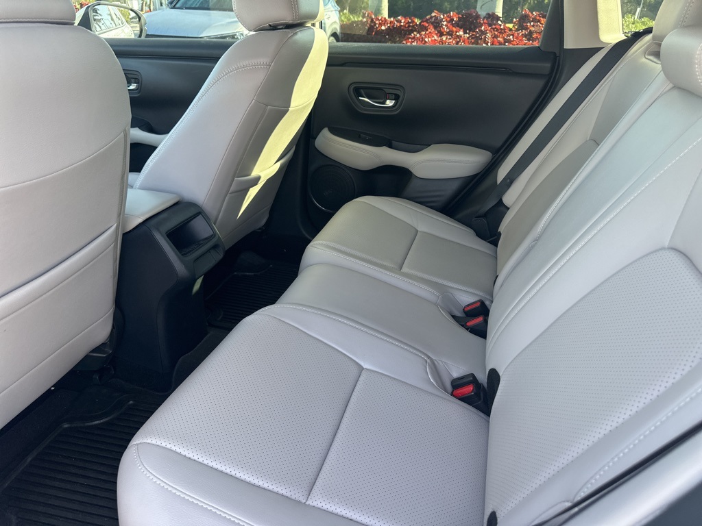 2023 Honda HR-V LX photo 4