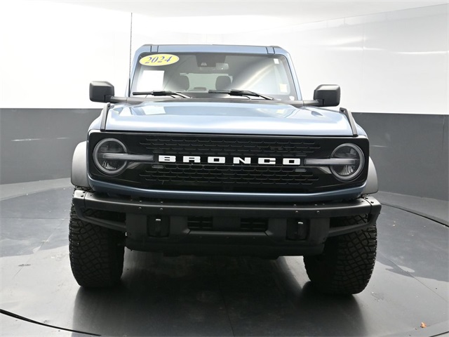 2024 Ford Bronco Wildtrak photo 2